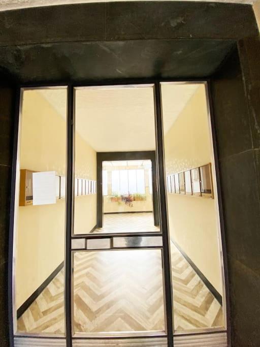 Vicino Parco Ducale Apartemen